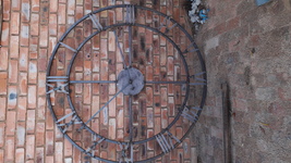 stationary garden wall clock